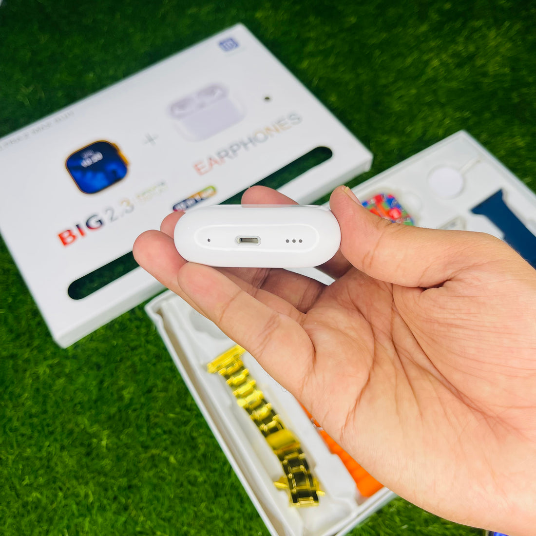 i20 Ultra 2 Max Suit Combo Deal with 7 Straps & Airpods Pro 2